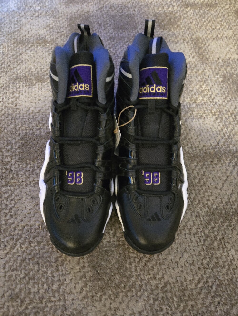 Mens Krazy 8 Sneakers